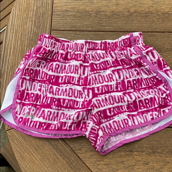 Under Armour Pants - Running Shorts